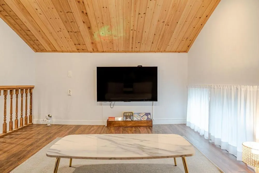 Jeju Wooden Attic Pension